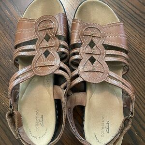 Women’s size 9 Clarks Brown Leather Sandals with Woven Straps